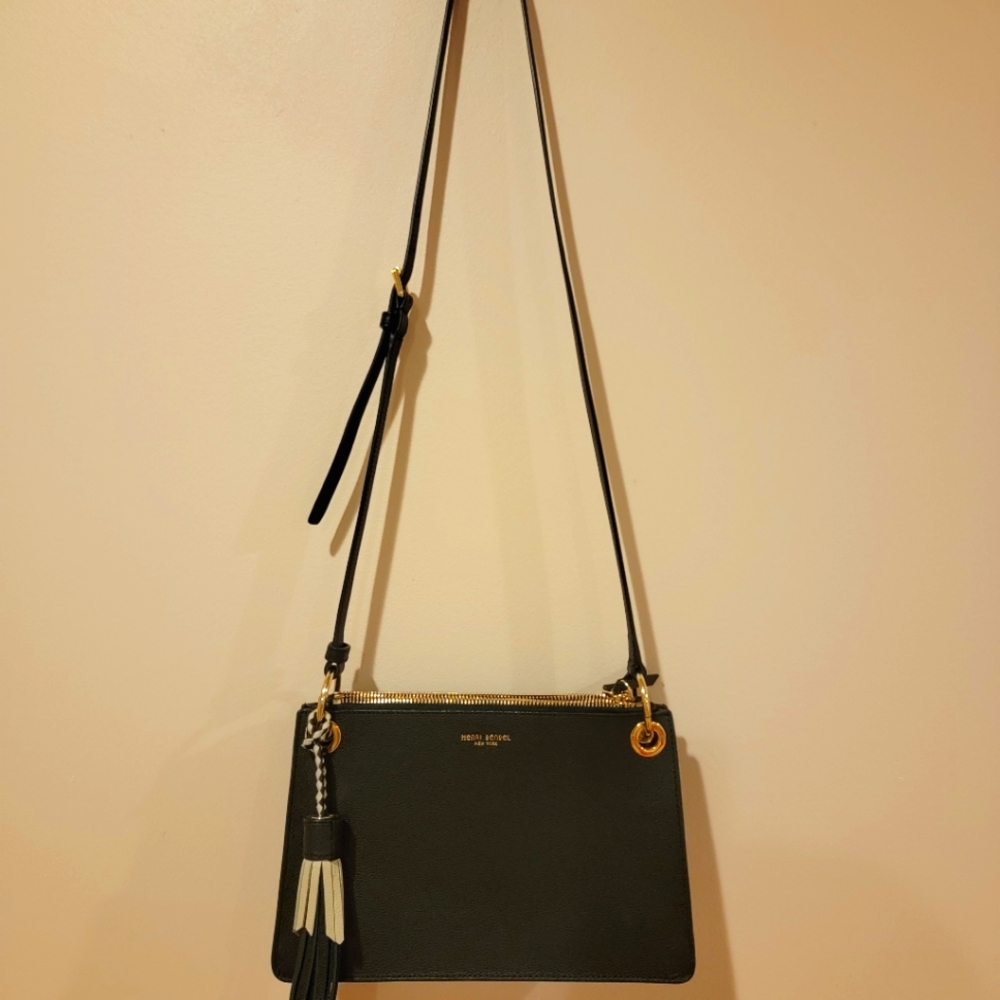 Henri Bendel Black Shoulder Bag in Black